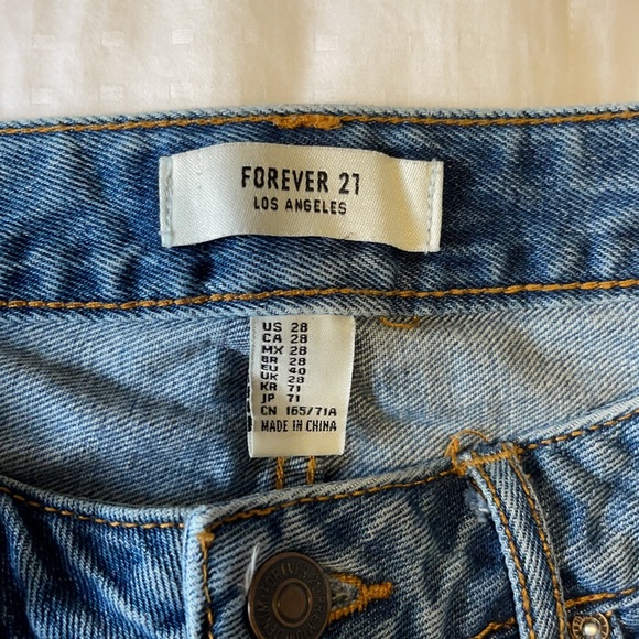 Jean shorts, size 28 - Picture 2 of 3